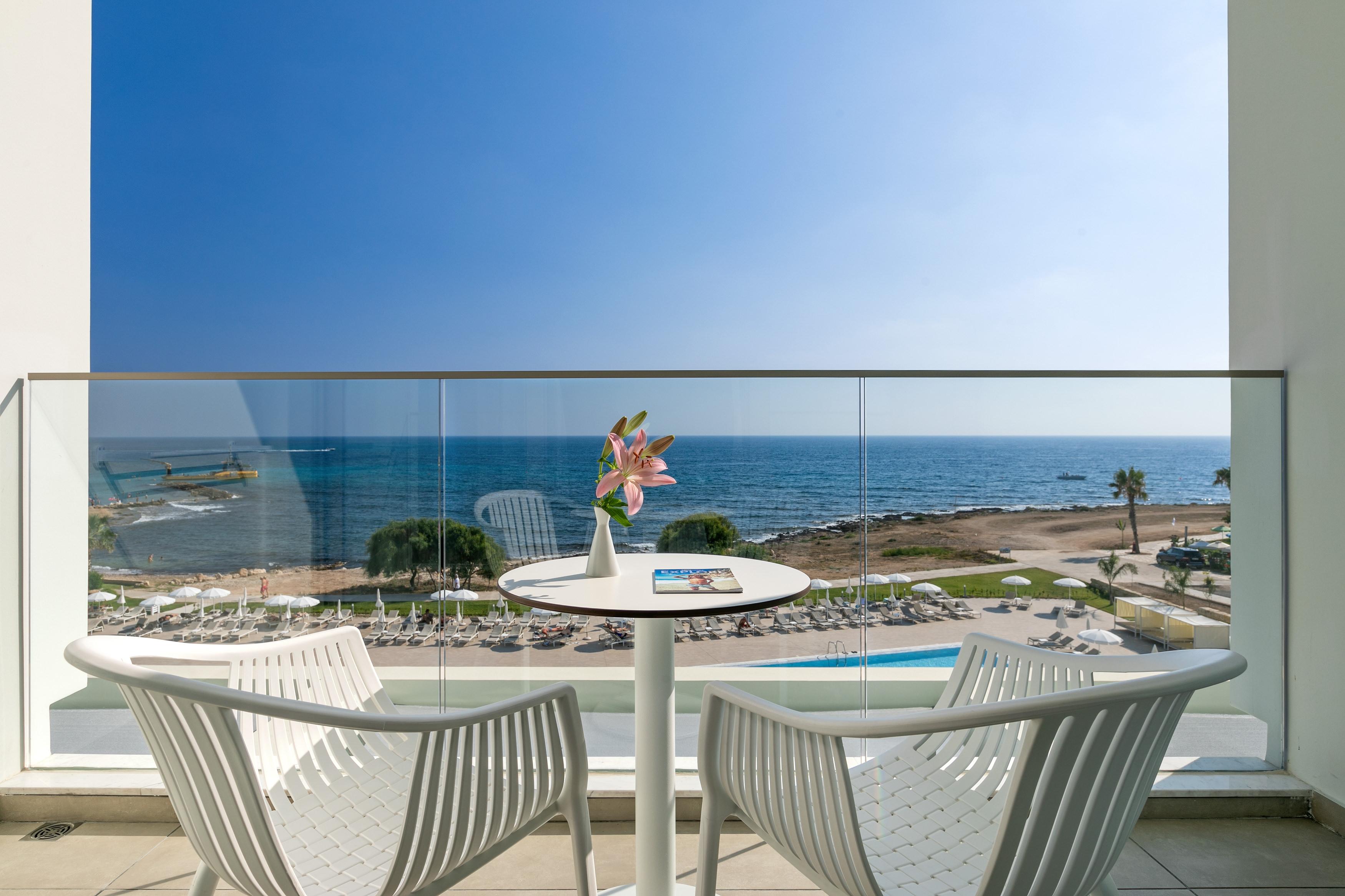 Ivi Mare - Designed For Adults By Louis Hotels Paphos Kültér fotó